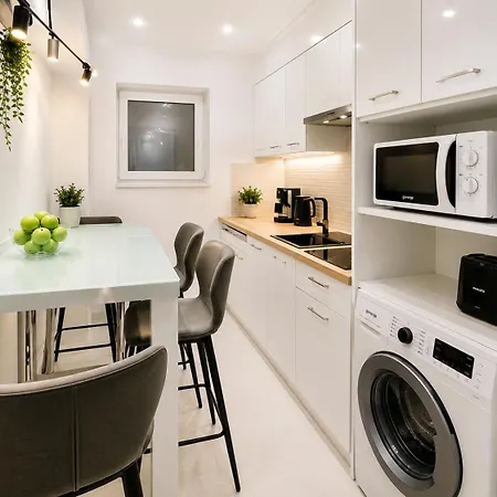 Daire Metropole Romana Square Bükreş