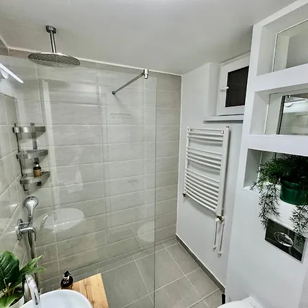 Metropole Romana Square