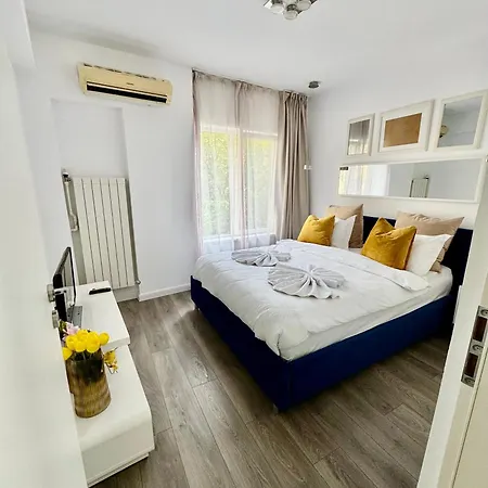 Apartment Metropole Romana Square *