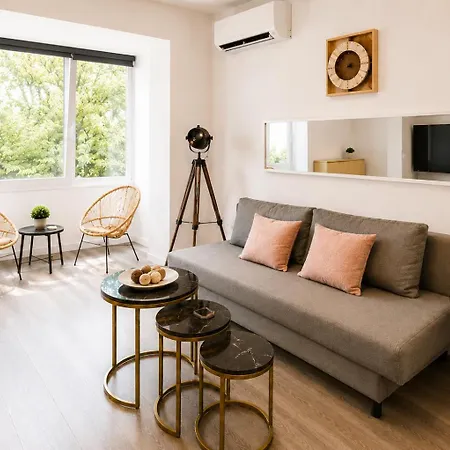 Appartement Metropole Romana Square *