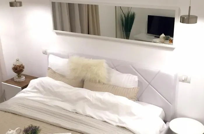 Апартаменти Metropole Romana Square Бухарест